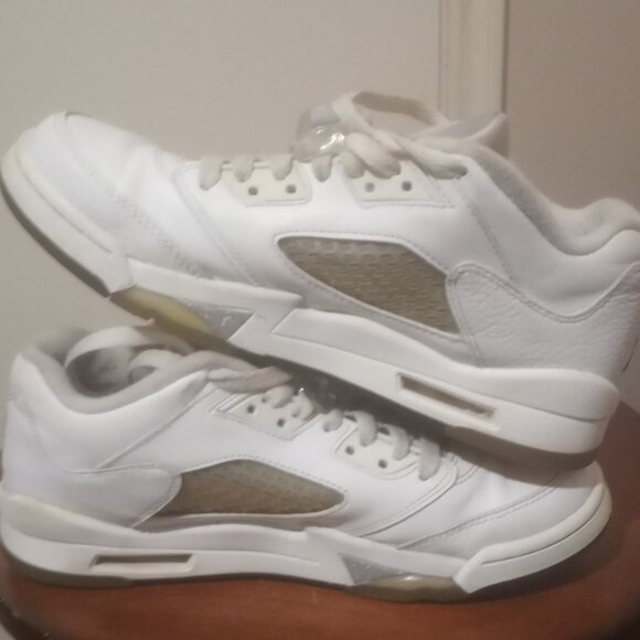 Air Jordan 5 Low 'White Wolf Grey' (GS) Size 8Y / 9.5 Women’s (819172-122) - Picture 10 of 12